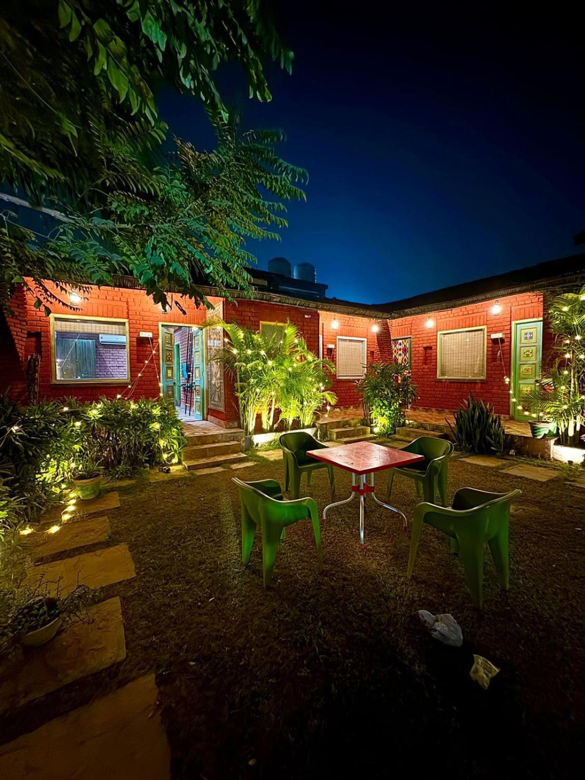 The Forest Suite Greater Noida Dış mekan fotoğraf